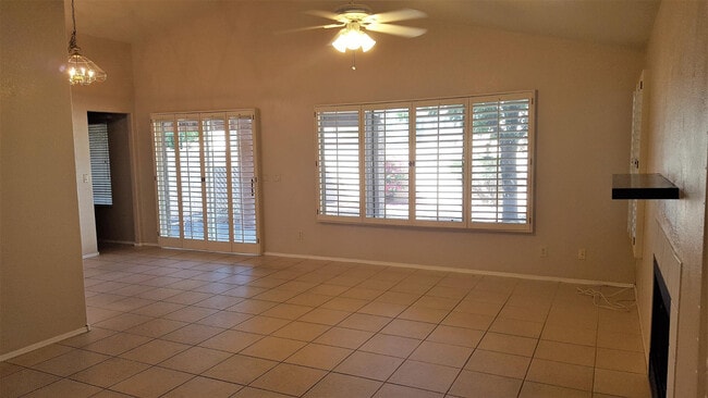 Photo - 16610 S 32nd Pl