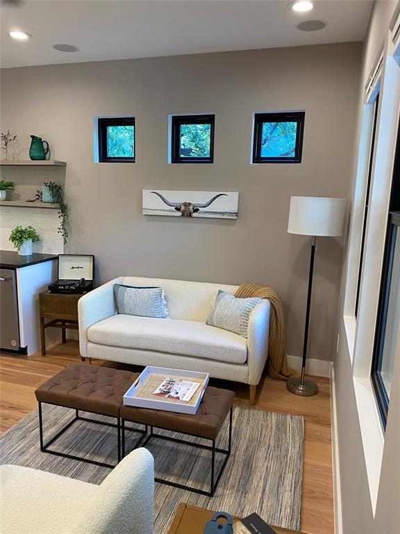 Photo - 3405 Woodrow St