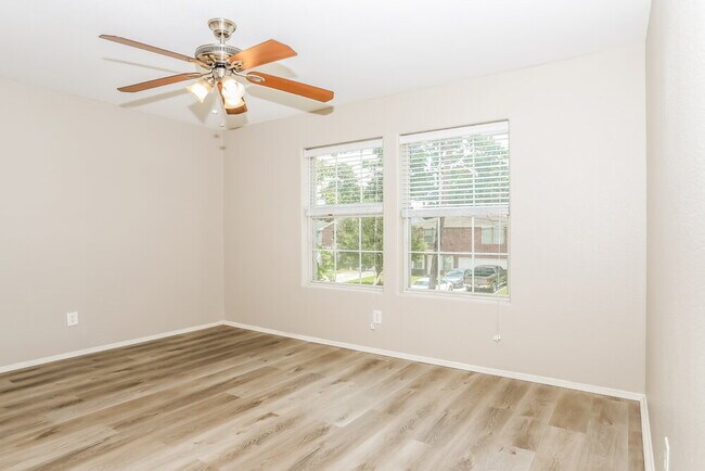 Photo - 16770 N Thrasher Dr