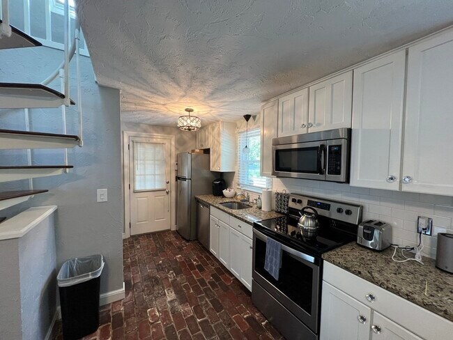 Photo - 12 State Rd Unit 2E