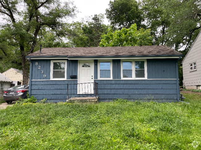 Building Photo - 8239 Wayne Ave Rental