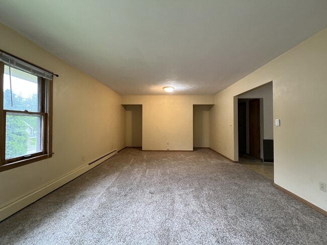 Photo - 2296 Woodworth St