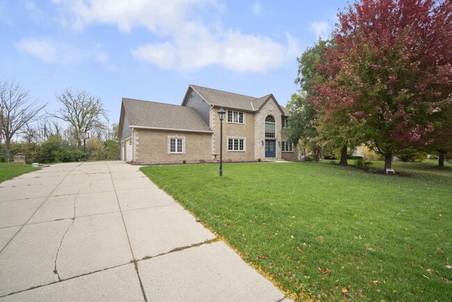 Photo - N54W16164 Westwind Dr