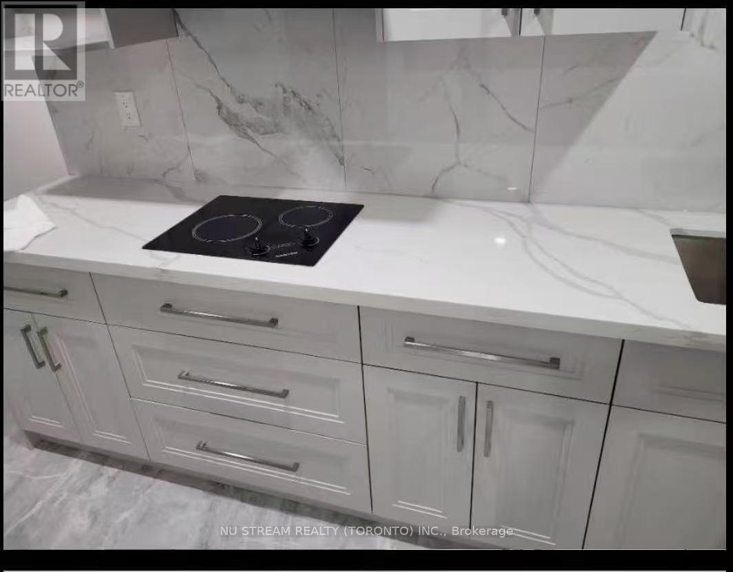 Photo - 612 Village Pkwy