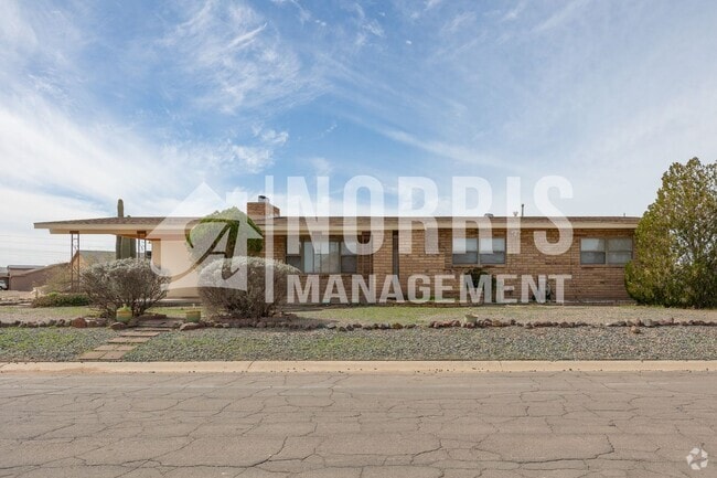 Building Photo - NO HOA, Brick Home and Located in Arizona ...