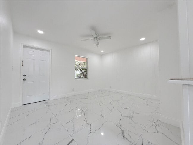 Photo - 1850 Rodman St Unit 2