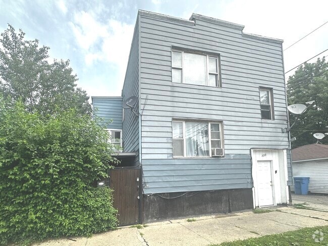 Building Photo - 5159 S Albany Ave Unit 2 Rental