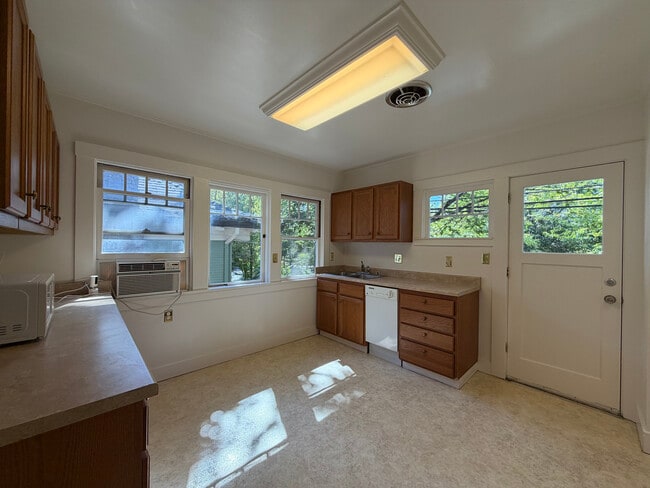 Kitchen2