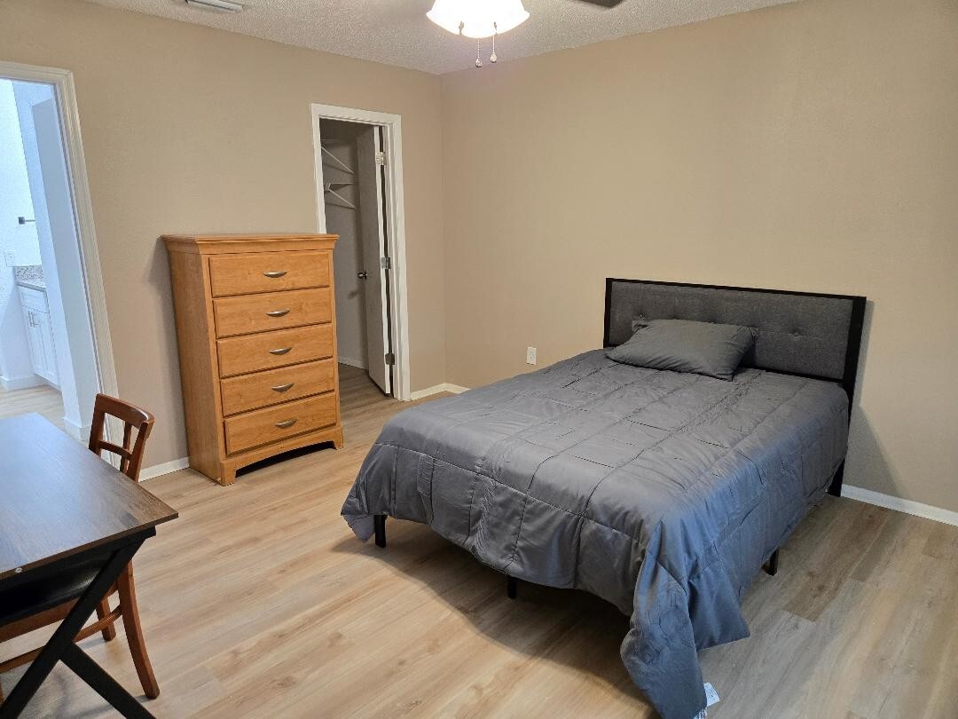 Photo - 1560 7th Ave