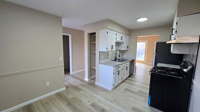 Photo - 14 Elm St Unit 38