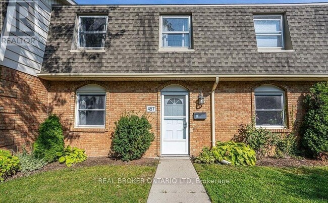 Photo - 457 Wilkins St