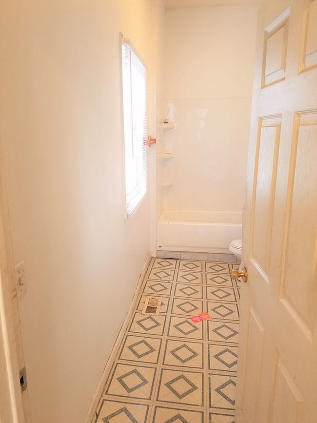 Photo - Spacious 3 bedroom home on Indy's west side!