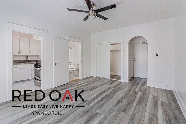 Photo - 915 Grattan St Unit 309