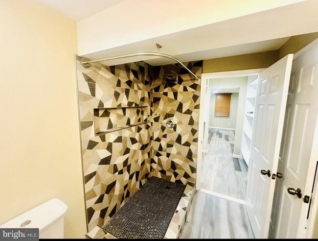 Photo - 7428 Mason Ln