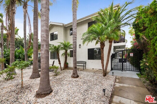 Photo - 1934 18th St Apartment Unit 2