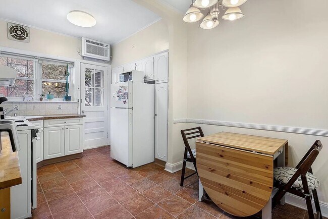 Photo - 16 Micieli Pl Unidad 2