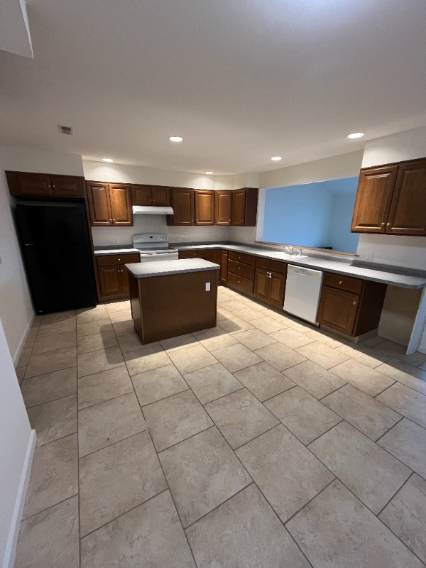 Photo - 24 1st St Unidad N