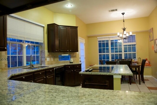 Photo - 11580 Cedarcliffe Dr