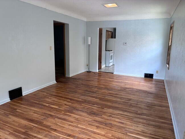 Photo - 1024 Stinson St Unidad 2