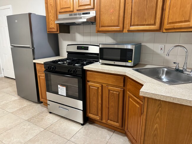 Photo - 6114 Palisade Ave Unidad 205