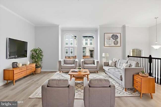 Building Photo - 33 Forge Mill Rd