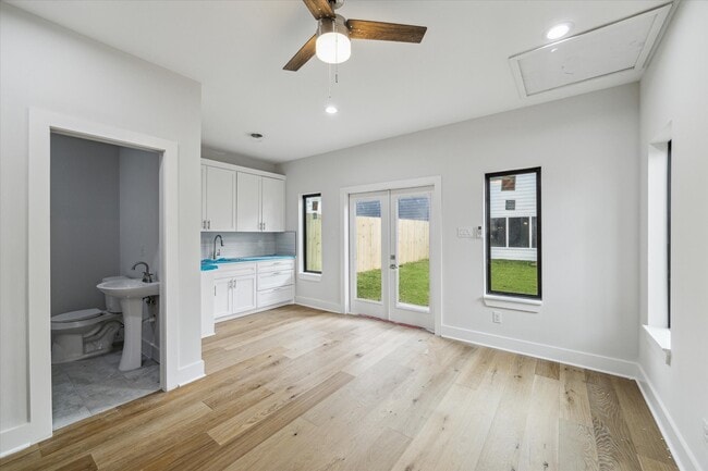 Photo - 2209 Stevens St
