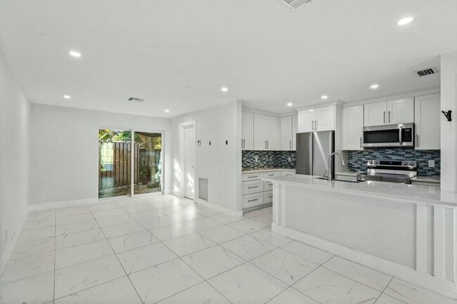 Photo - 8719 40th Ter N