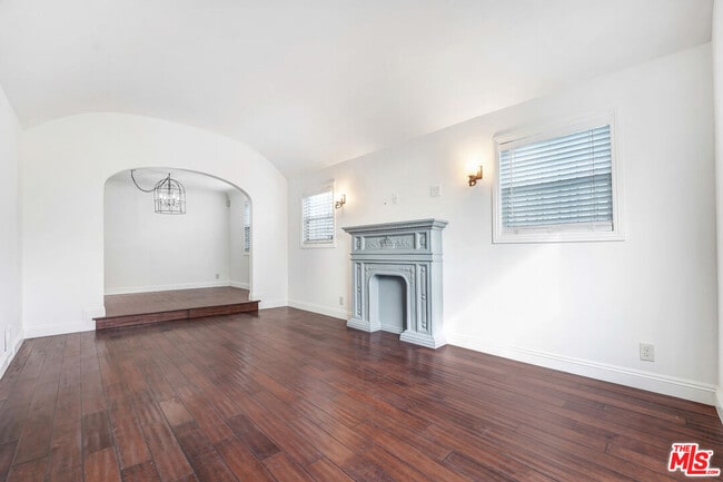 Photo - 2315 Cochran Ave