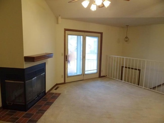 Photo - 1606 Park De Ville Pl