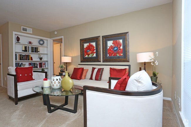 Interior Photo - Briarwest Rental