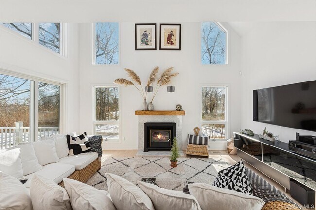 Photo - 845 Budds Pond Rd