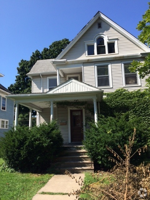 Building Photo - 246 Western Ave Rental