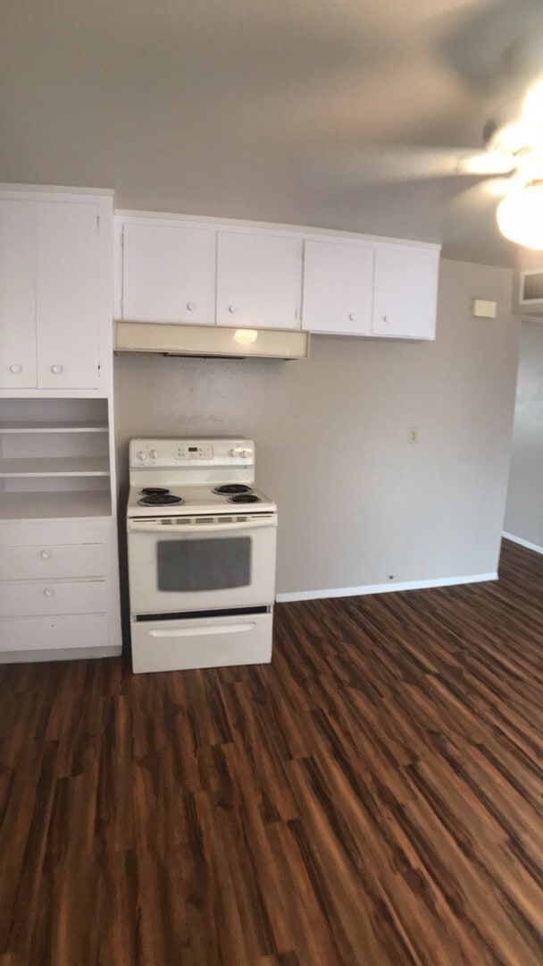 Photo - **COMING SOON**Very Nice 3 bedroom 2 bathroom in Great Scottsdale Neighborhood!