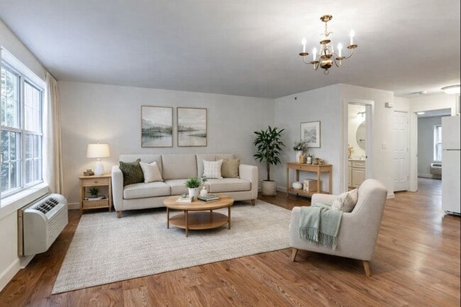 349 Braeside Ave Unit 209- Orchard Street Apartments