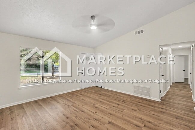 9011 Homewood Dr