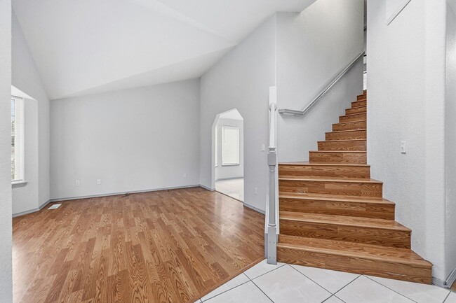 6748 3rd Way SE