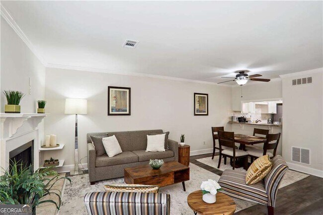 Photo - 1820 Cumberland Valley Pl SE