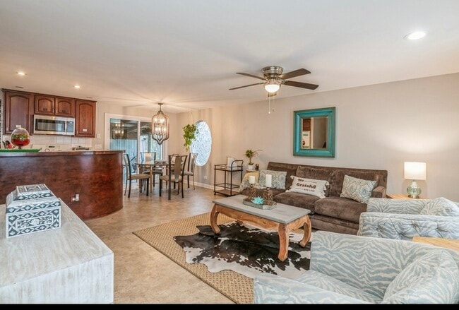 Photo - 33451 N Sears Blvd