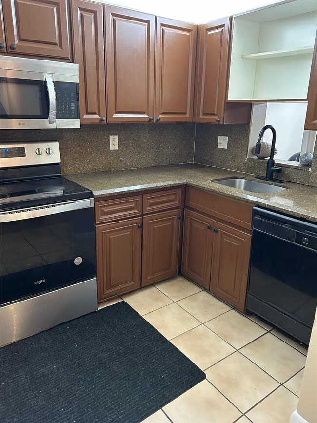 Photo - 10843 Royal Palm Blvd