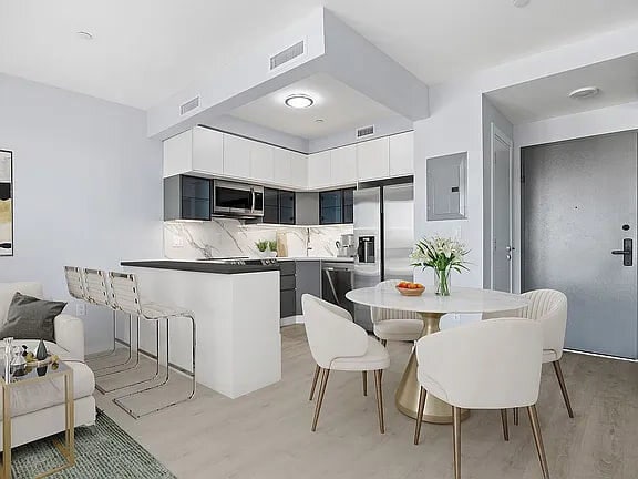 Photo - 2654 E 18th St Unit 4A