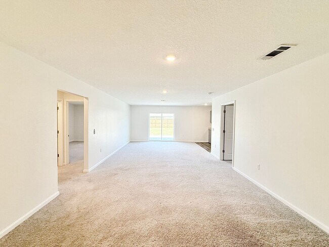 Photo - 4378 Jitterbug St