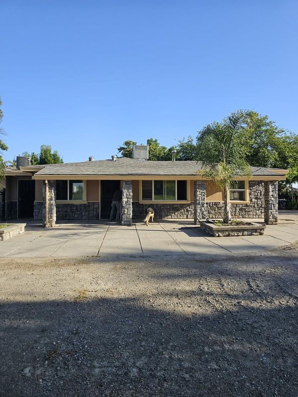 Building Photo - 5096 Maple Rd Rental