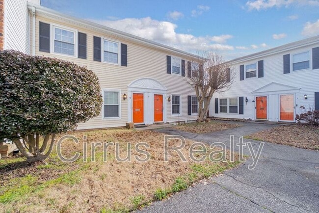 Photo - 9 Towne Square Dr