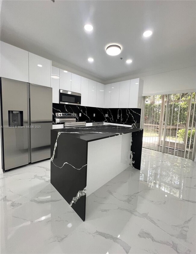 Photo - 5600 NW 114th Pl Unit 103