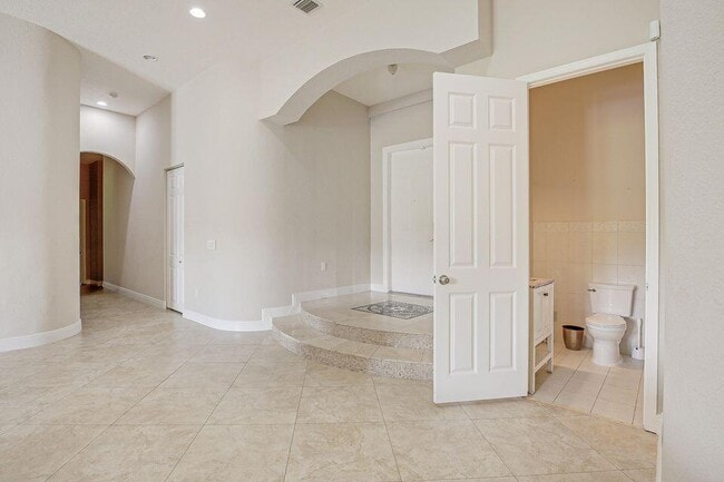 Photo - 14094 43rd Rd N