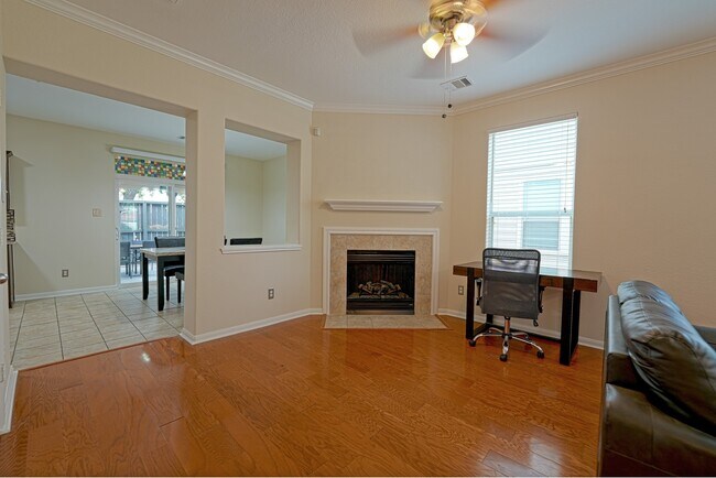 Photo - 8050 Montague Manor Ln