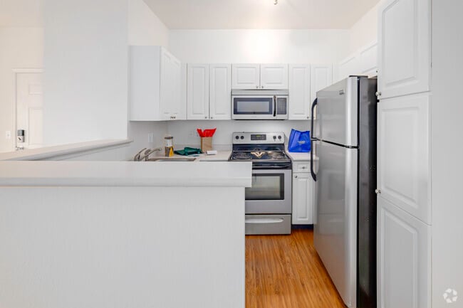 B1 - 2BR, 2BA - 1,092SF - Kitchen