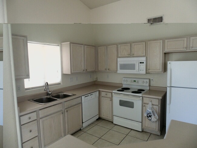 Photo - 2030 N 89th Ave