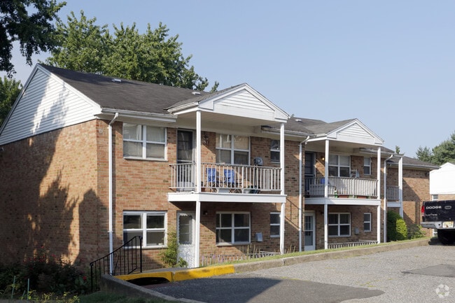 Photo - Hawthorne Garden