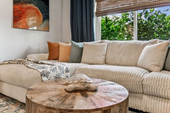 Photo - 11250 2nd St E Unidad ID1314700P